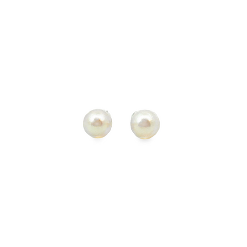 Pearl Earring