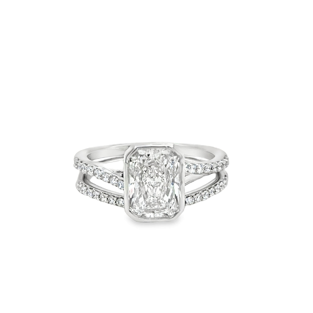 Diamond Wedding Bands  -  Women'