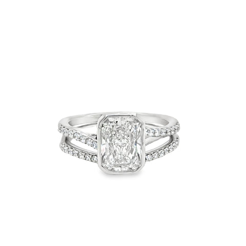 Diamond Wedding Bands  -  Women'