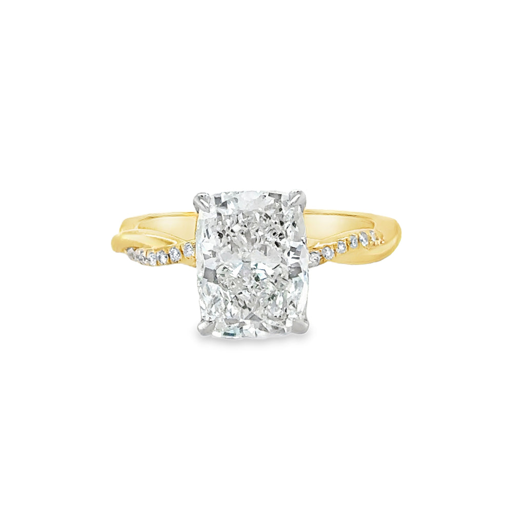 Lab Engagement Ring