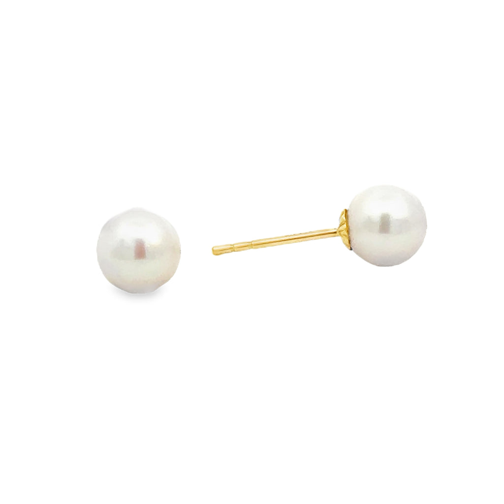 Pearl Earring